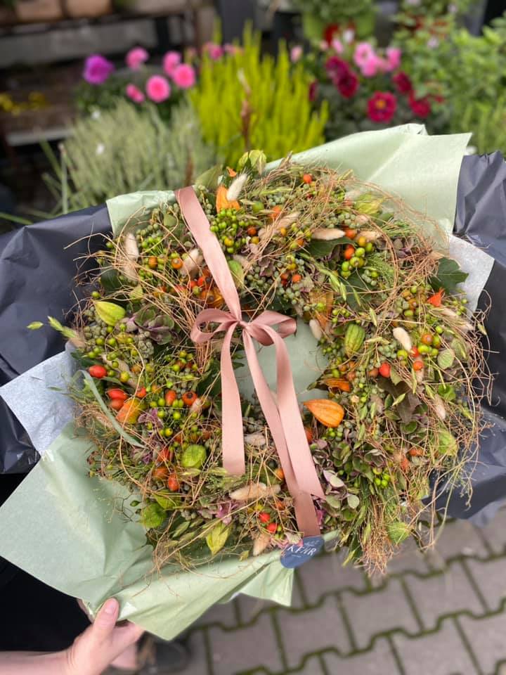 Blumenkränze blumenhofkehr.de